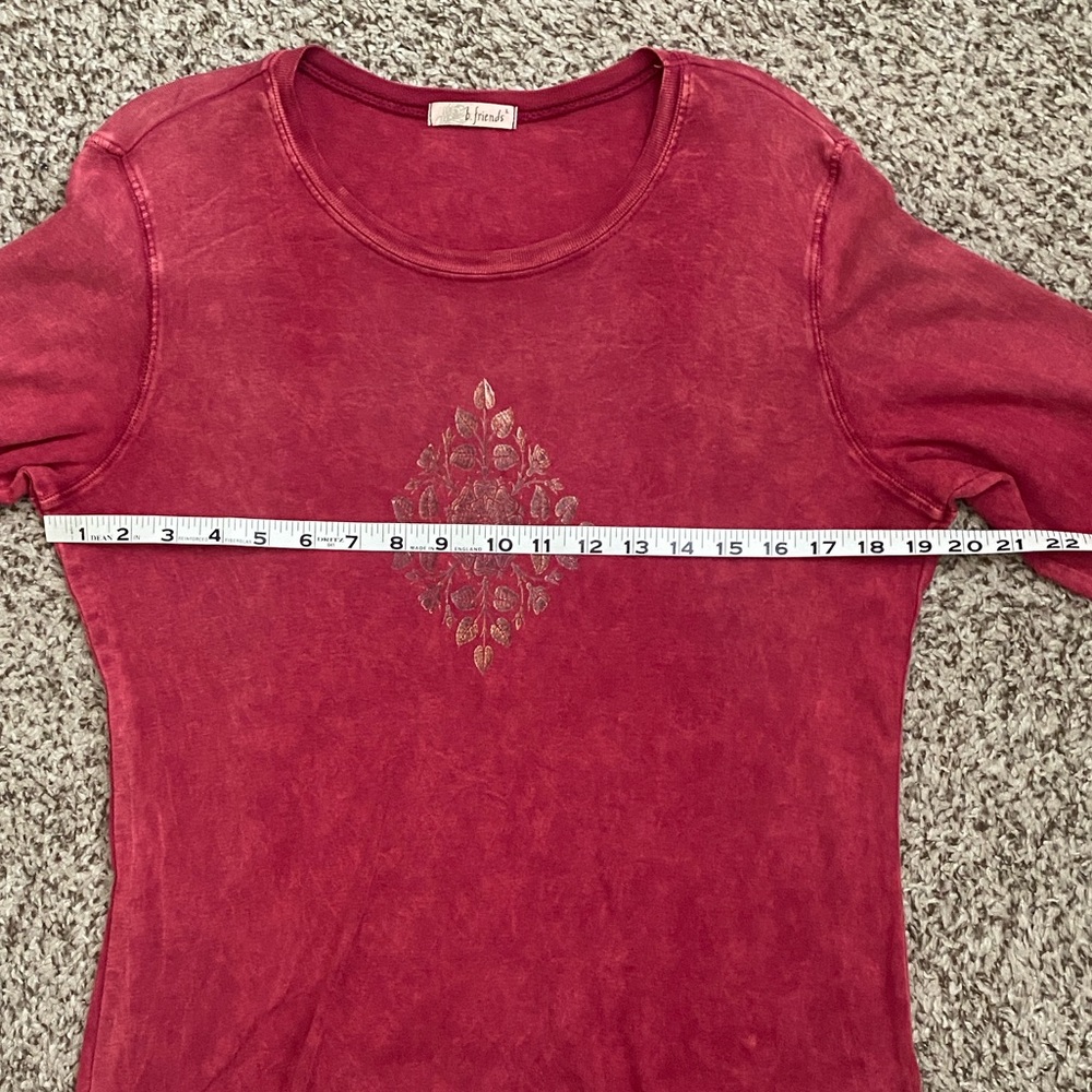 FRIENDS Deep Red Knit Top - Picture 8 of 11